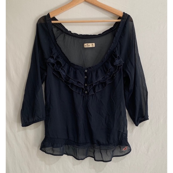 🚫SOLD🚫Hollister Top - Picture 4 of 8